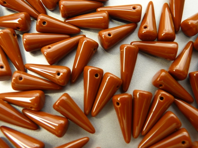 0030081 Spike Beads Opaque Brown 5 x 13 mm. 16 stuks-0