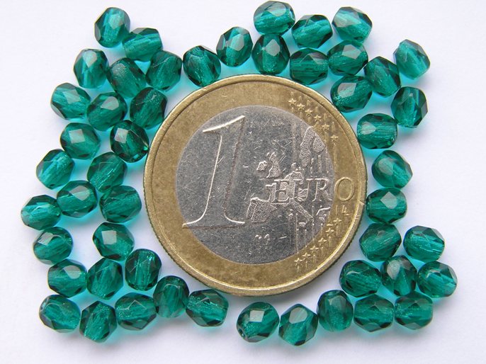 0100372 Emerald groen facet 4 mm.-0