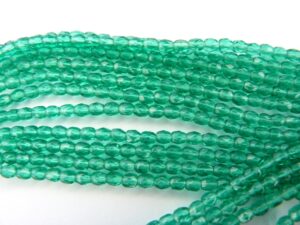 0100386 Emerald groen facet 3 mm.-0