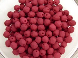 0070398 Saturated Fuchsia Facet 4 mm. 50 Pc.-0