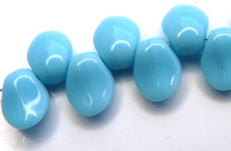 0090236 Blue Turquoise Tulip Petal ( Short Daggerbead) 30 Pc.-0