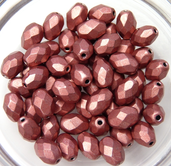 0070296 Metallic Suede Pink/Copper Oval facet 8 x 6 mm. 15 Pc.-0