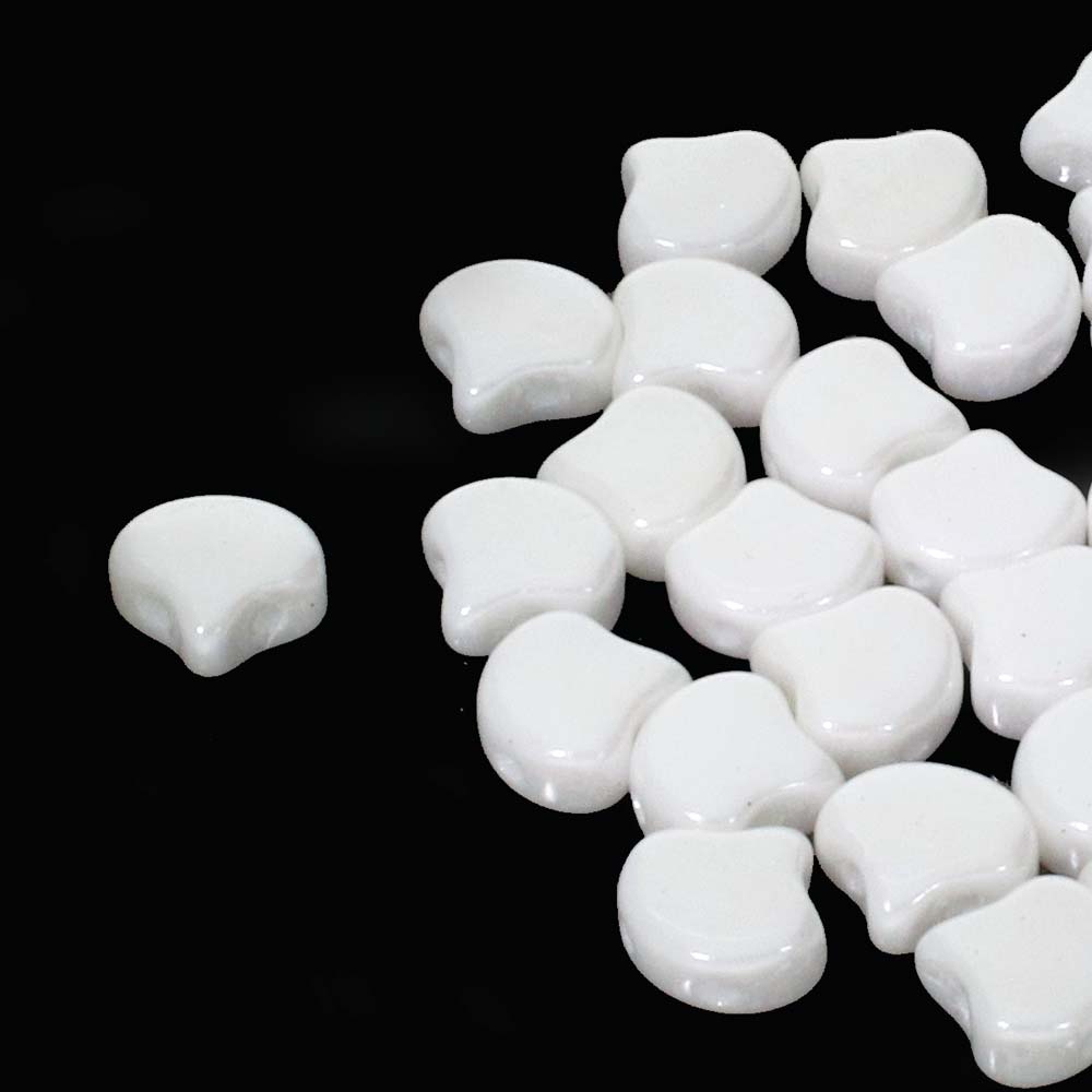 GIN-03000-14400 Matubo 2 Hole Ginko Bead Chalk White Luster 10 gram-0